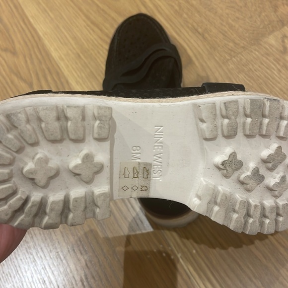 Nine West Oxford Shoes ✨ - Picture 6 of 7